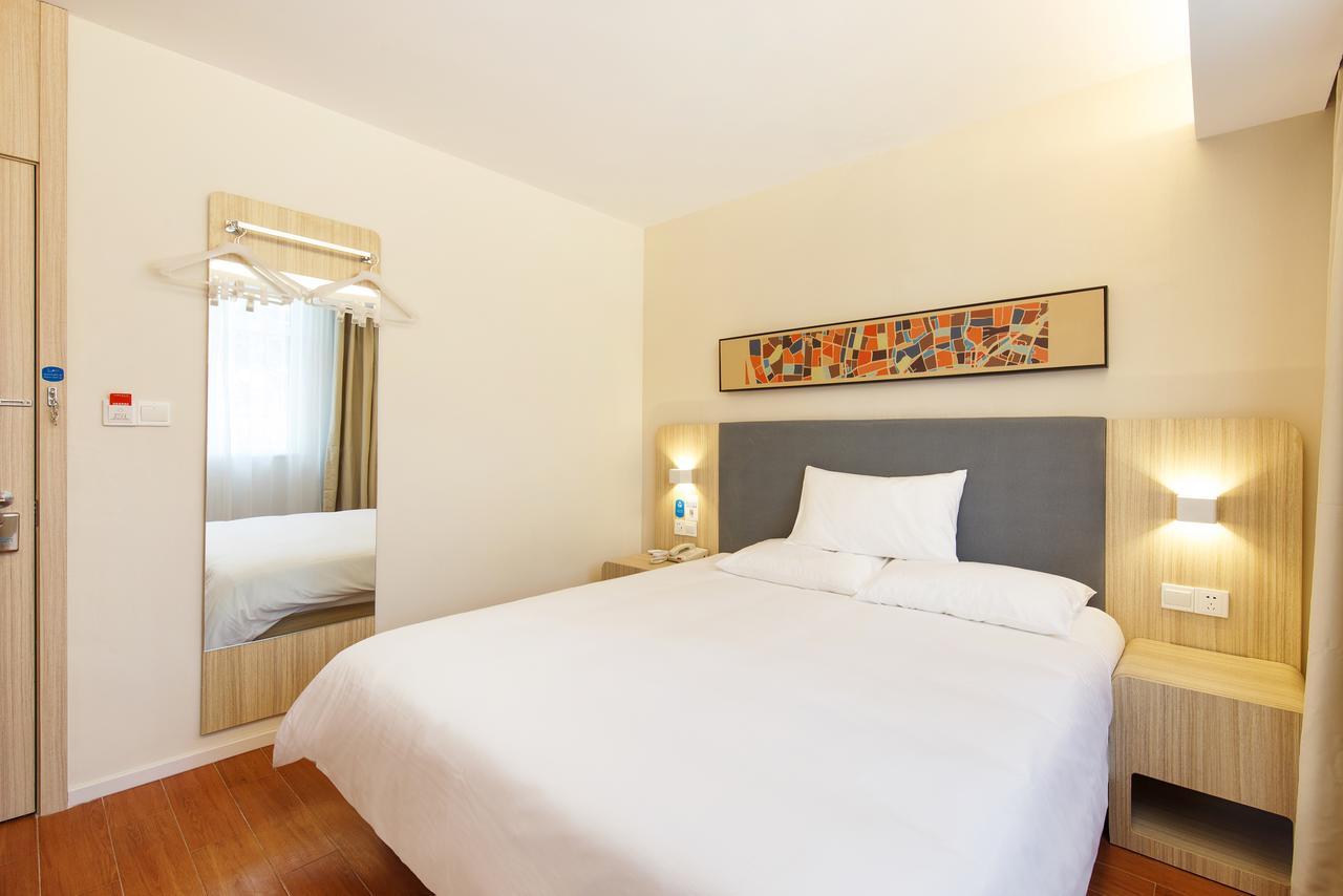 Hanting Hotel Shanghai Pudong Airport Zhuqiao Bagian luar foto