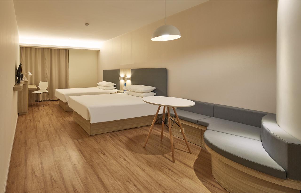 Hanting Hotel Shanghai Pudong Airport Zhuqiao Bagian luar foto