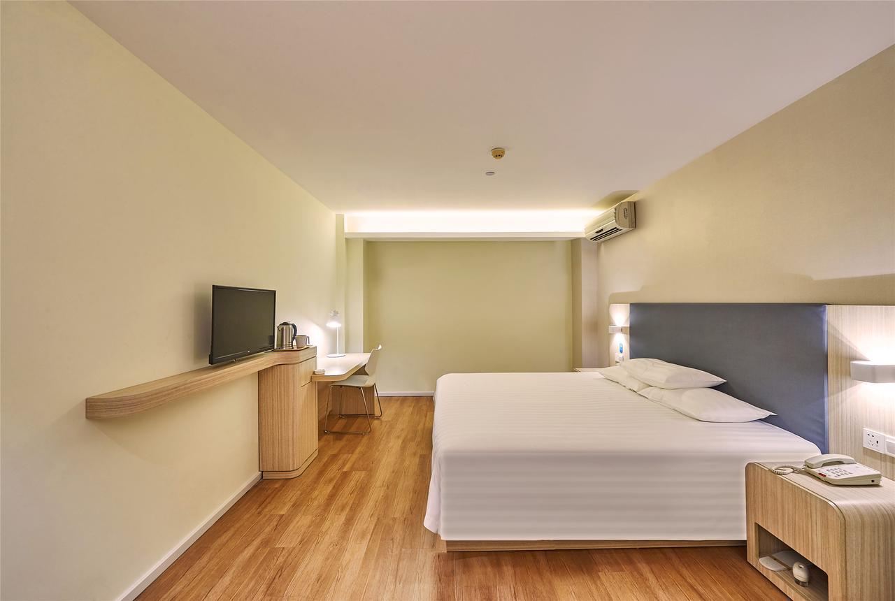 Hanting Hotel Shanghai Pudong Airport Zhuqiao Bagian luar foto
