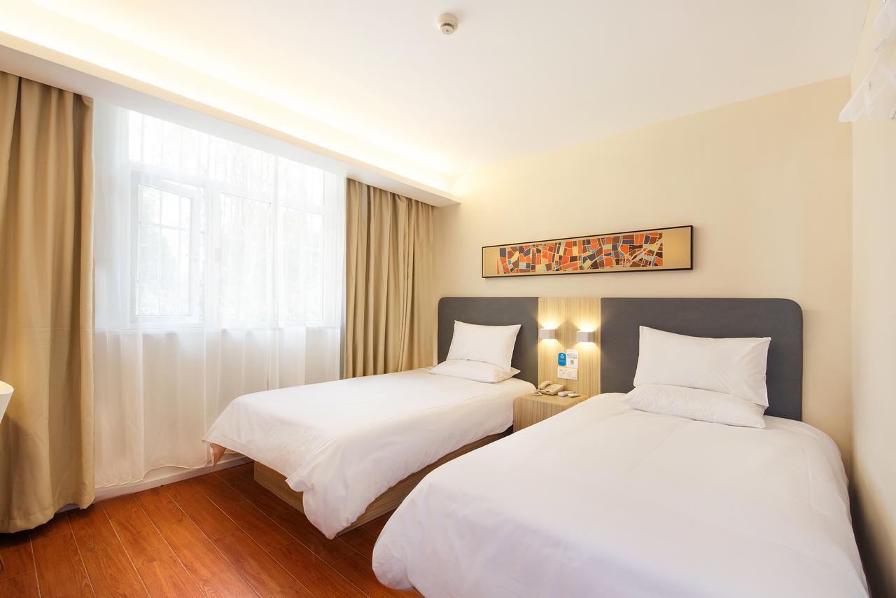 Hanting Hotel Shanghai Pudong Airport Zhuqiao Bagian luar foto