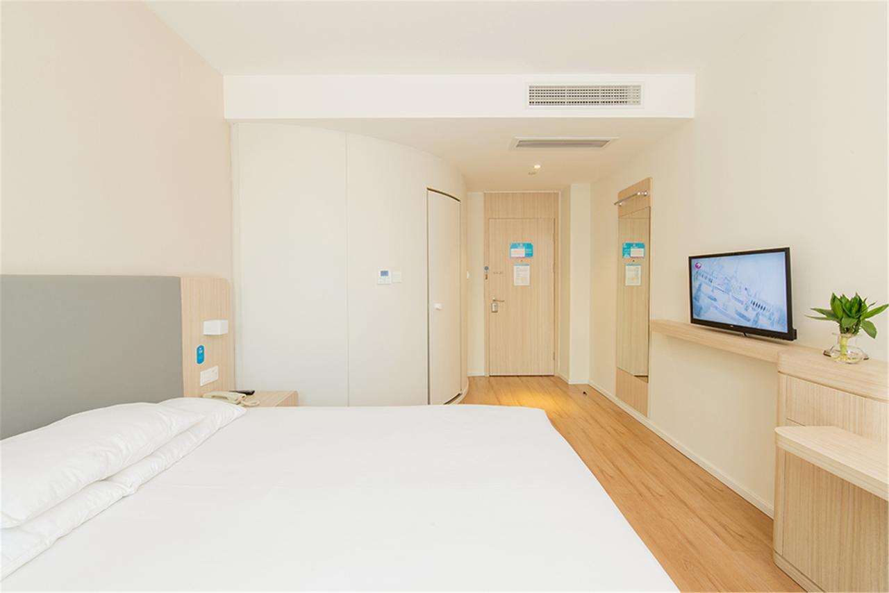 Hanting Hotel Shanghai Pudong Airport Zhuqiao Bagian luar foto