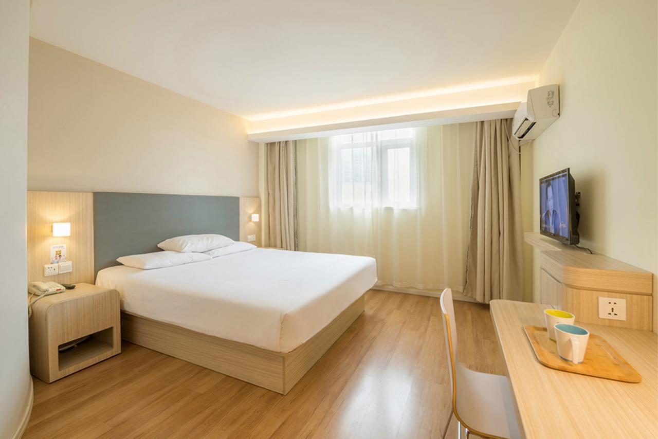 Hanting Hotel Shanghai Pudong Airport Zhuqiao Bagian luar foto