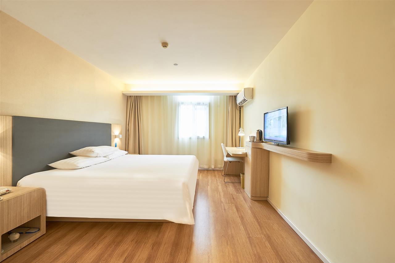 Hanting Hotel Shanghai Pudong Airport Zhuqiao Bagian luar foto