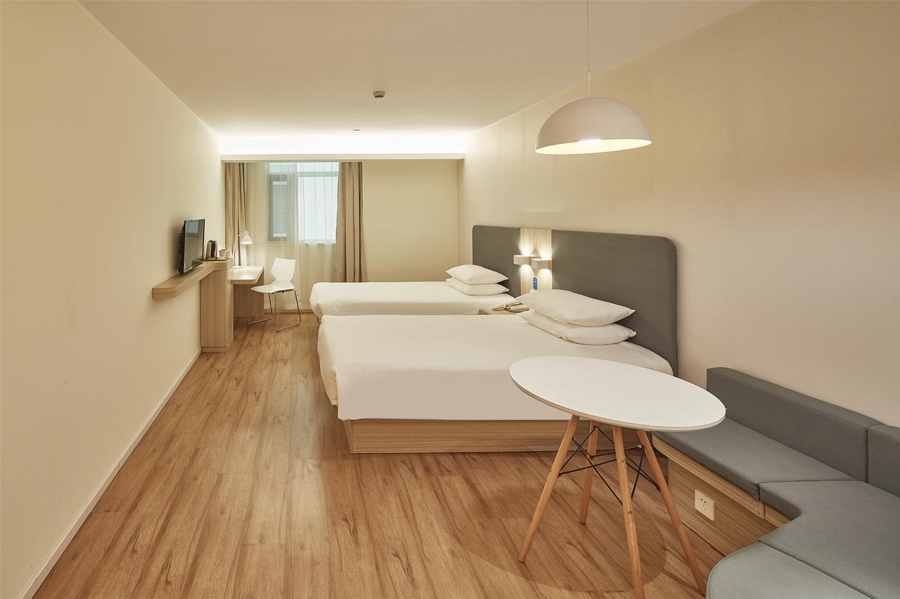 Hanting Hotel Shanghai Pudong Airport Zhuqiao Bagian luar foto