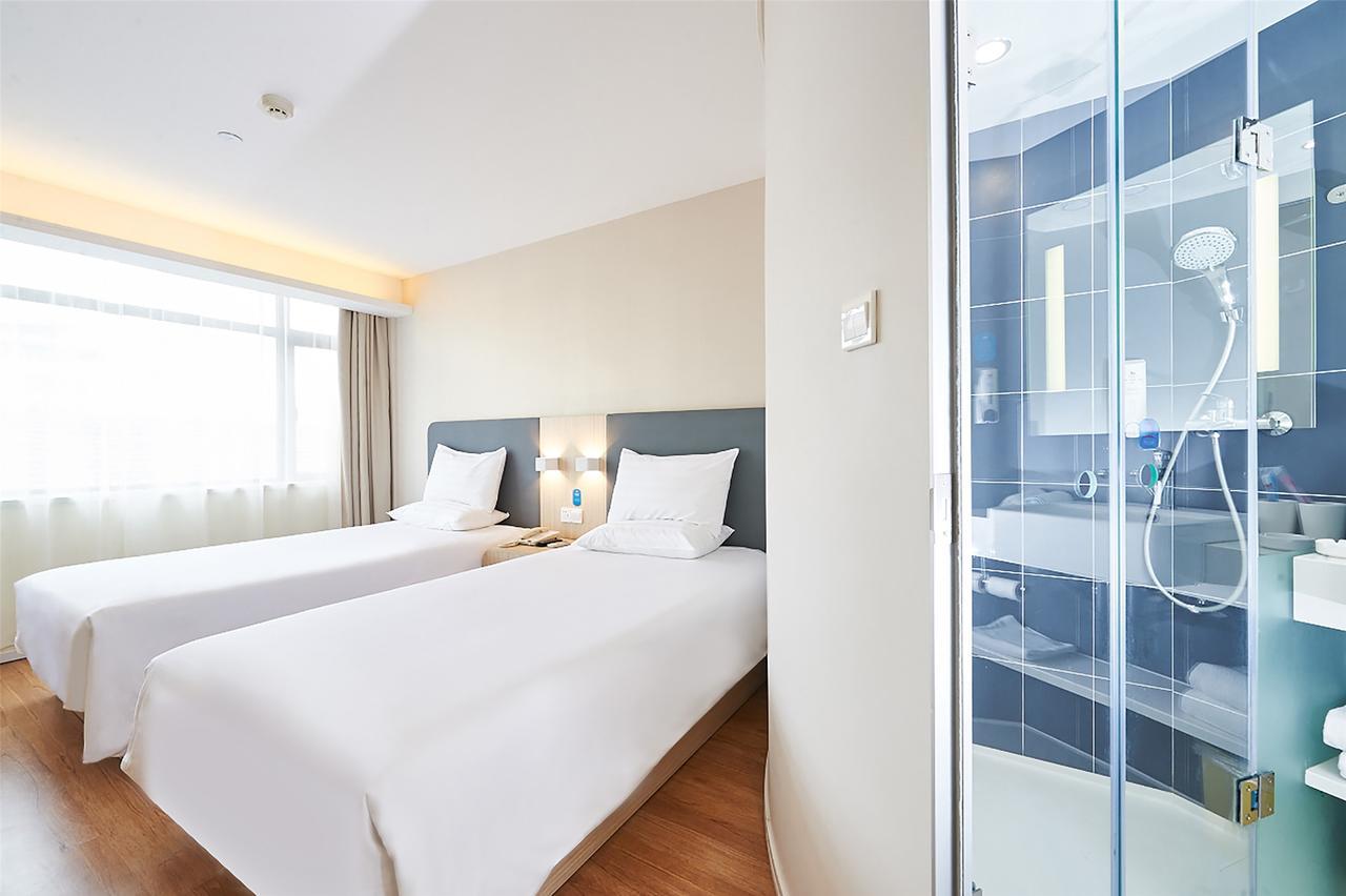 Hanting Hotel Shanghai Pudong Airport Zhuqiao Bagian luar foto