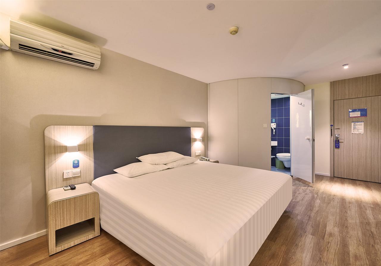Hanting Hotel Shanghai Pudong Airport Zhuqiao Bagian luar foto